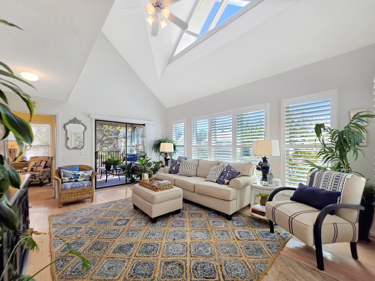 1608 Harbor Dr. Photo 9