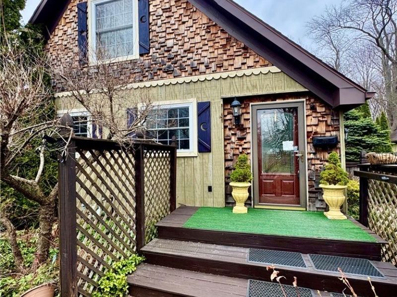 600 Lakeview Avenue, Conneaut, OH 44030 Photo 1