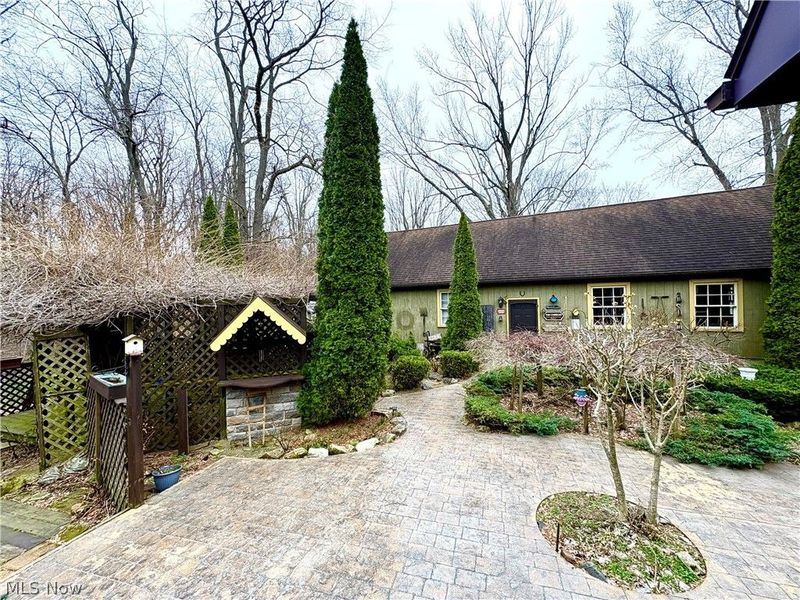 600 Lakeview Avenue, Conneaut, OH 44030 Photo 9