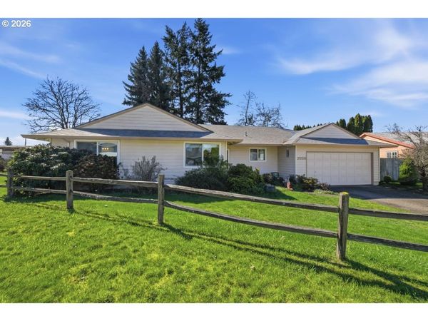 2559 S DOGWOOD TER, Cornelius, OR 97113