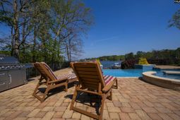 467 Greenetree Lane  photo 4