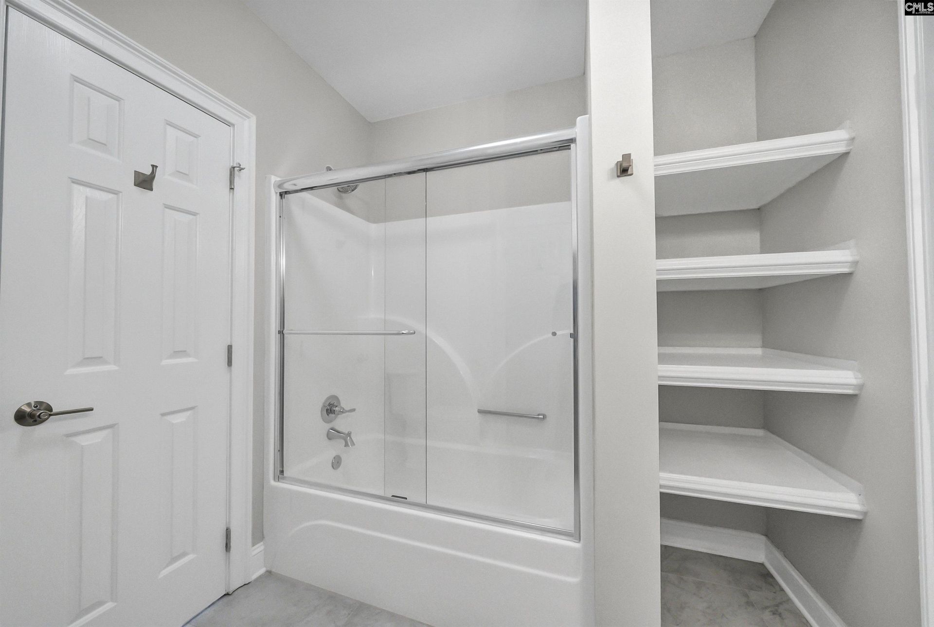 467 Greenetree Lane Photo 77