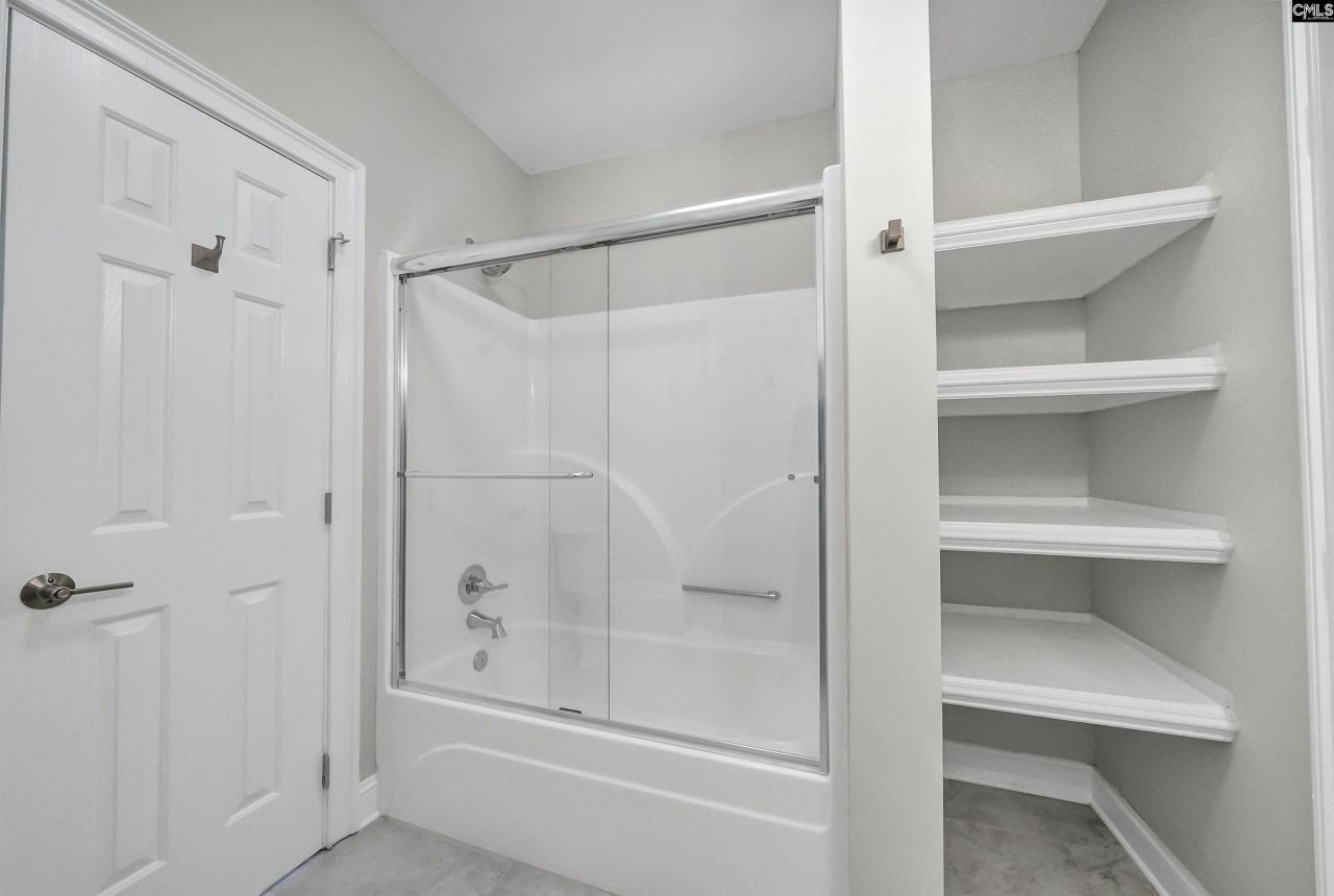 467 Greenetree Lane  Photo 79