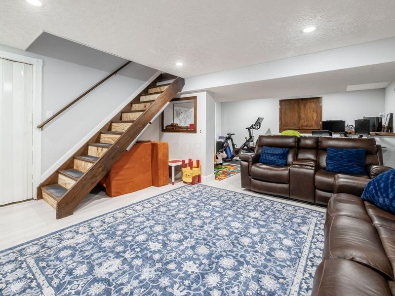 4006 Sandy Ridge Drive, Columbus, OH 43204 Photo 31