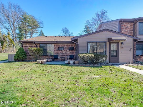 122 Manchester Court, Red Bank, NJ 07701