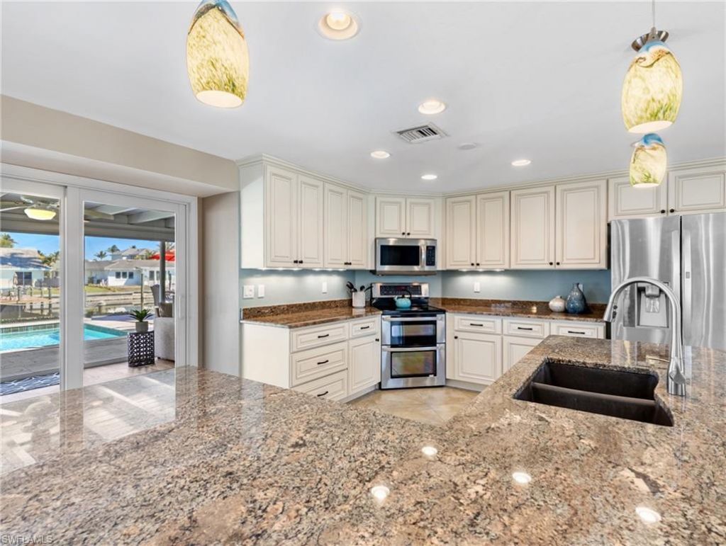 14710 Eden St, Fort Myers, FL 33908 Photo
