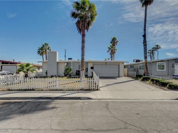 6325 Parsifal Place , Las Vegas, NV 89107