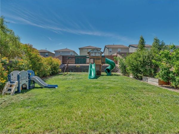 4561 Chirping Cricket Avenue, Las Vegas, NV 89141