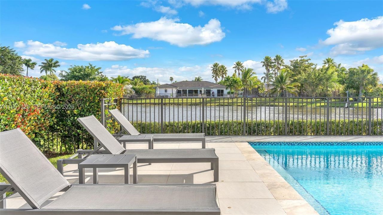 16772 Botaniko Dr S , Weston, FL 33326 Photo