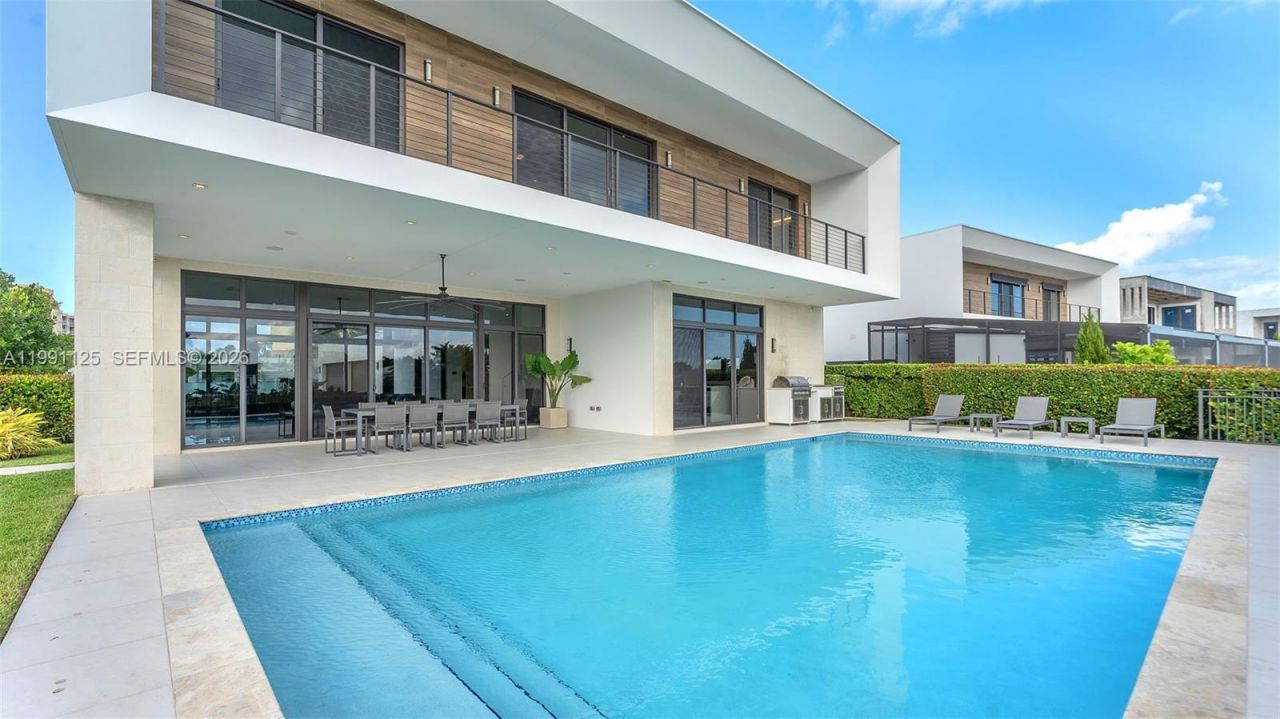 16772 Botaniko Dr S , Weston, FL 33326 Photo