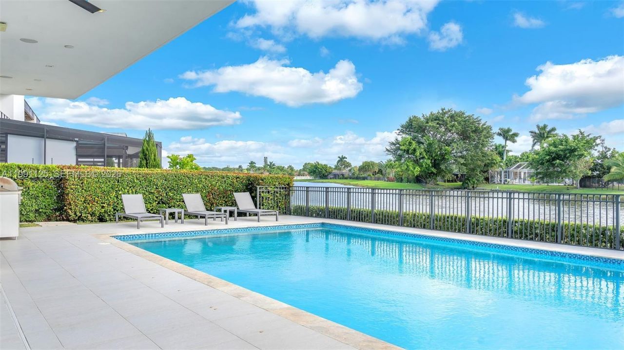 16772 Botaniko Dr S , Weston, FL 33326 Photo