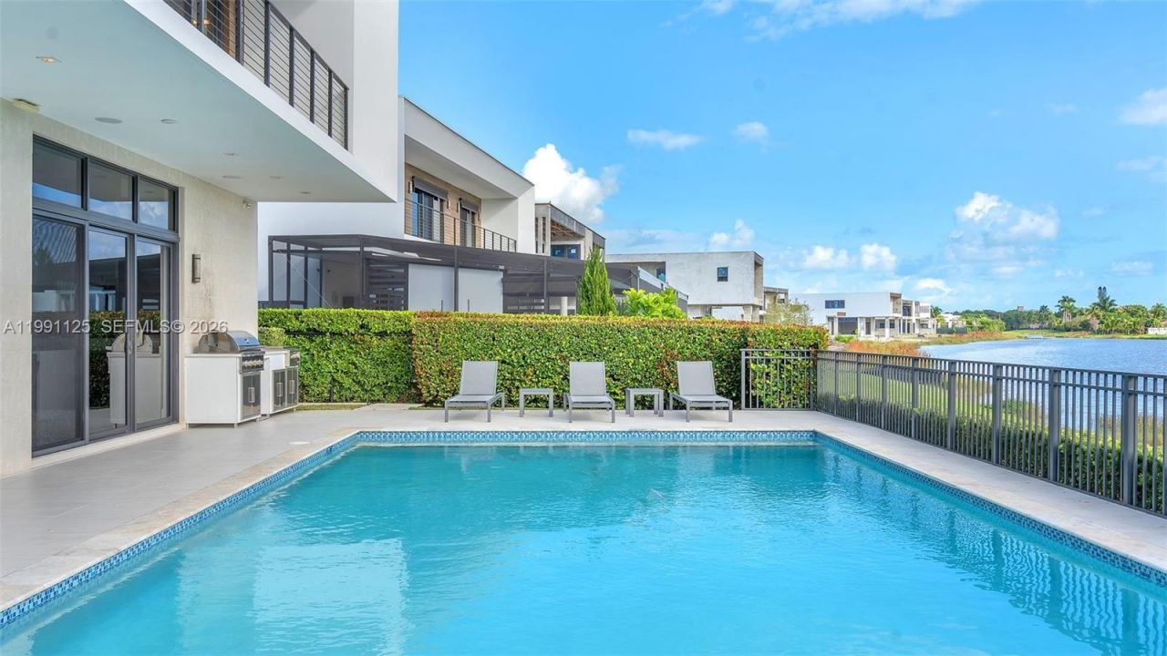 16772 Botaniko Dr S , Weston, FL 33326 Photo