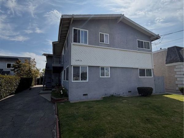 16826 S New Hampshire, Gardena, CA 90247