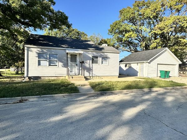 1061 Cottage Place , Joliet, IL 60436