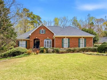 1948 Trestlebrook Way, Buford, GA 30519