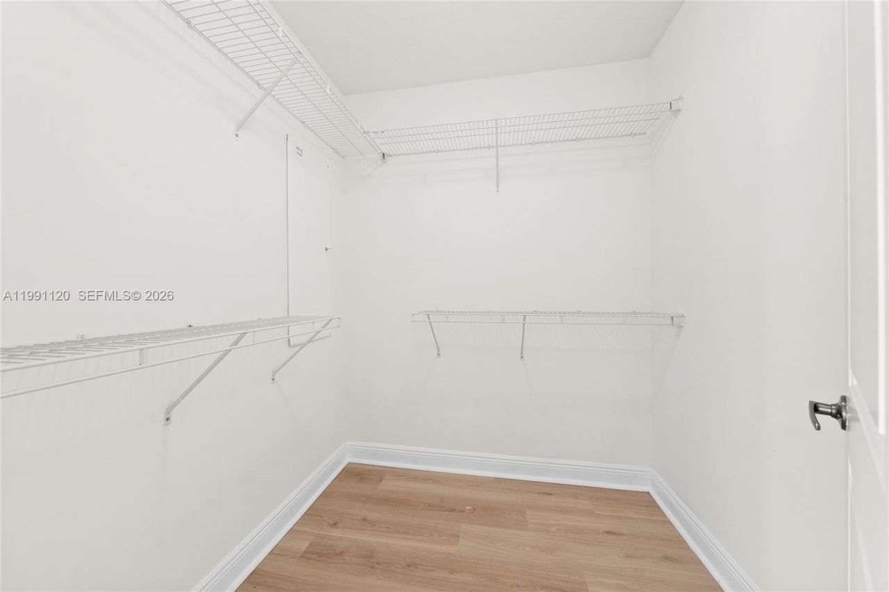 1117 NE 18th Ave, Unit 2, Fort Lauderdale, FL 33304 Photo