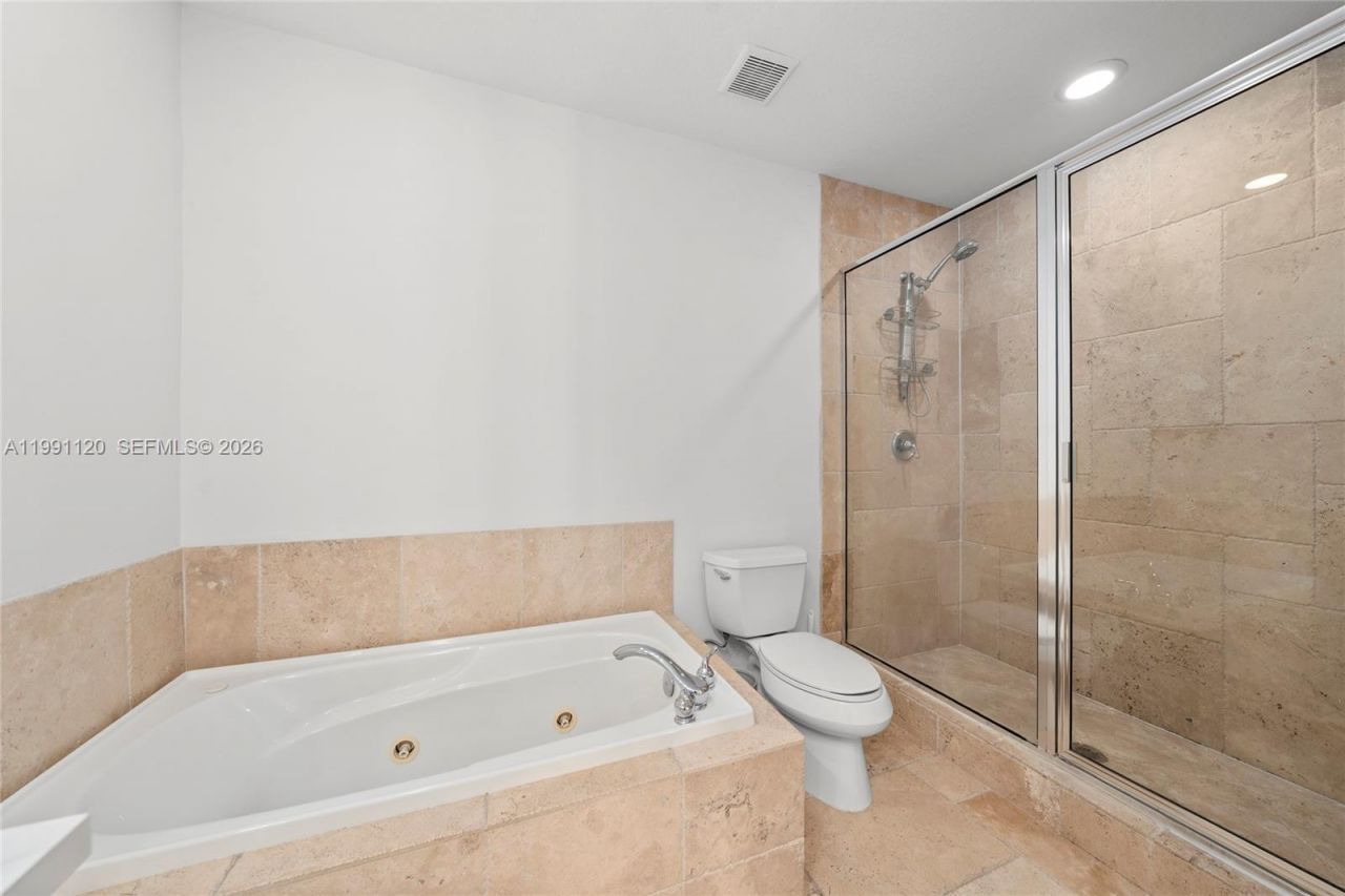 1117 NE 18th Ave , Unit 2, Fort Lauderdale, FL 33304 Photo