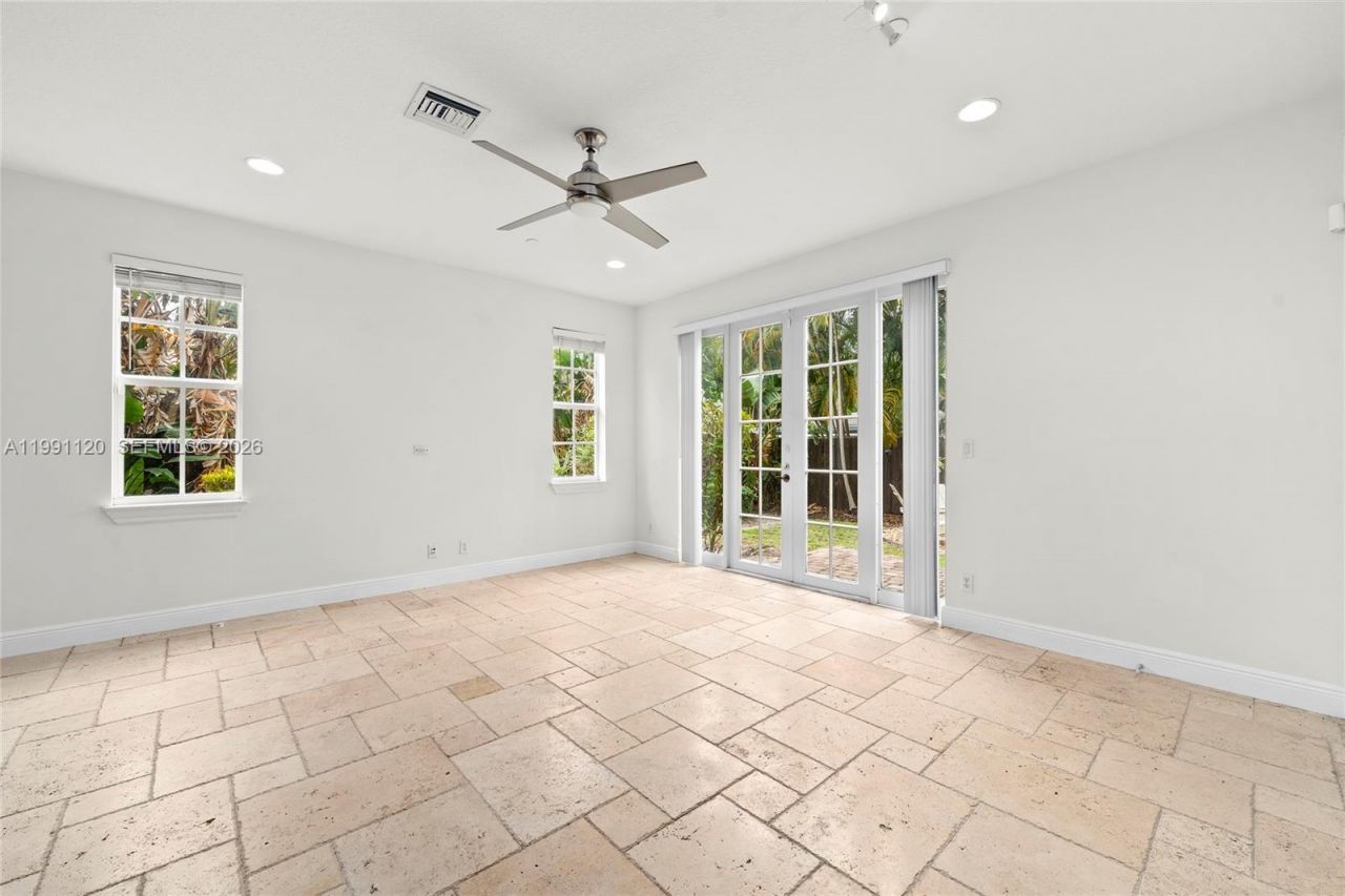 1117 NE 18th Ave , Unit 2, Fort Lauderdale, FL 33304 Photo