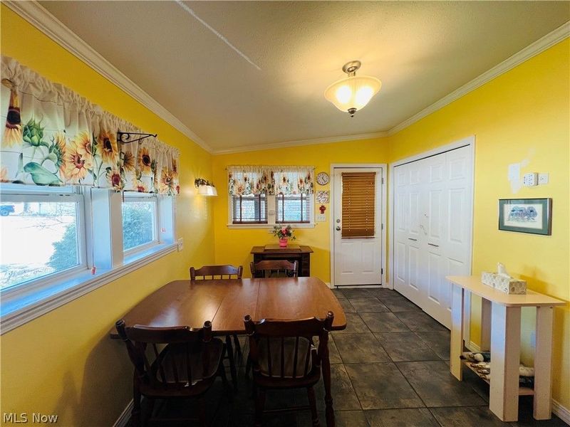 10552 Shasta Drive, Chardon, OH 44024 Photo 6