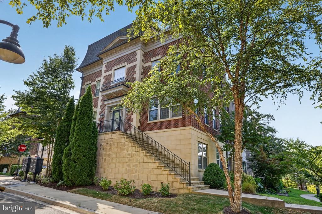 510 OVERLOOK PARK DRIVE, OXON HILL, MD 20745