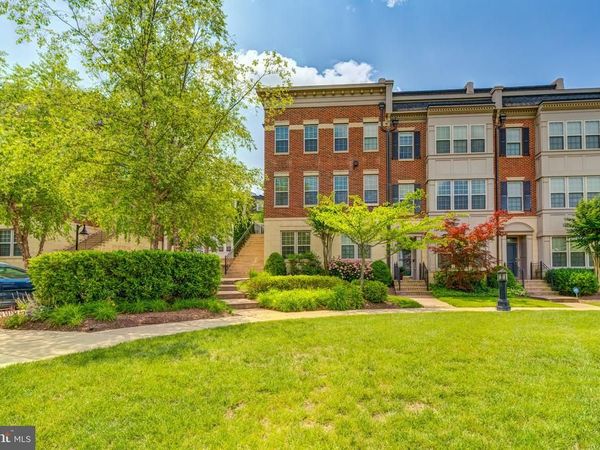 510 OVERLOOK PARK DRIVE, Unit 32, OXON HILL, MD 20745
