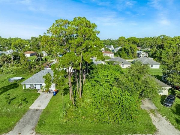1145 10th Court SW, Vero Beach, FL 32962