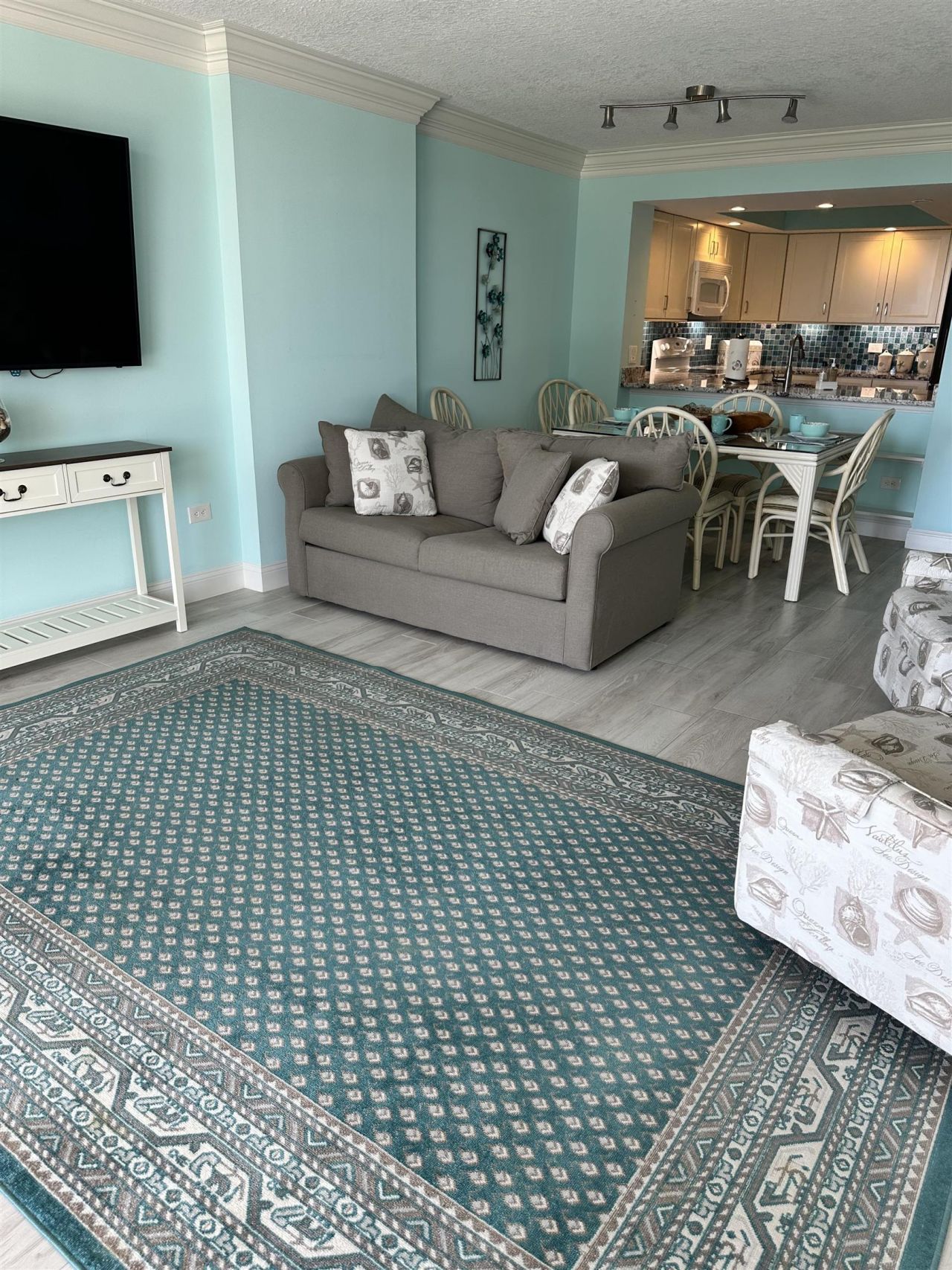 101 Ocean Creek Dr.  Photo 8