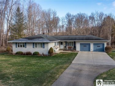 912 Hunt Road, Lakewood, NY 14750