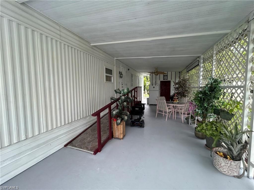 857 Manatee Rd, Naples, FL 34114 Photo