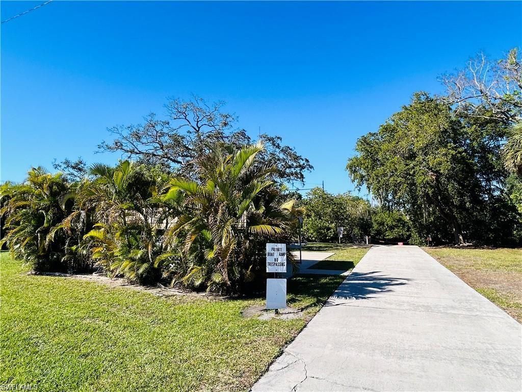 857 Manatee Rd, Naples, FL 34114 Photo