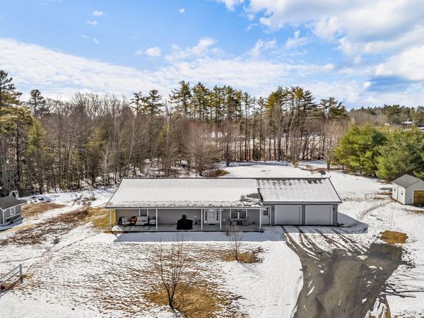 16 Hickory Drive, Wiscasset, ME 04578