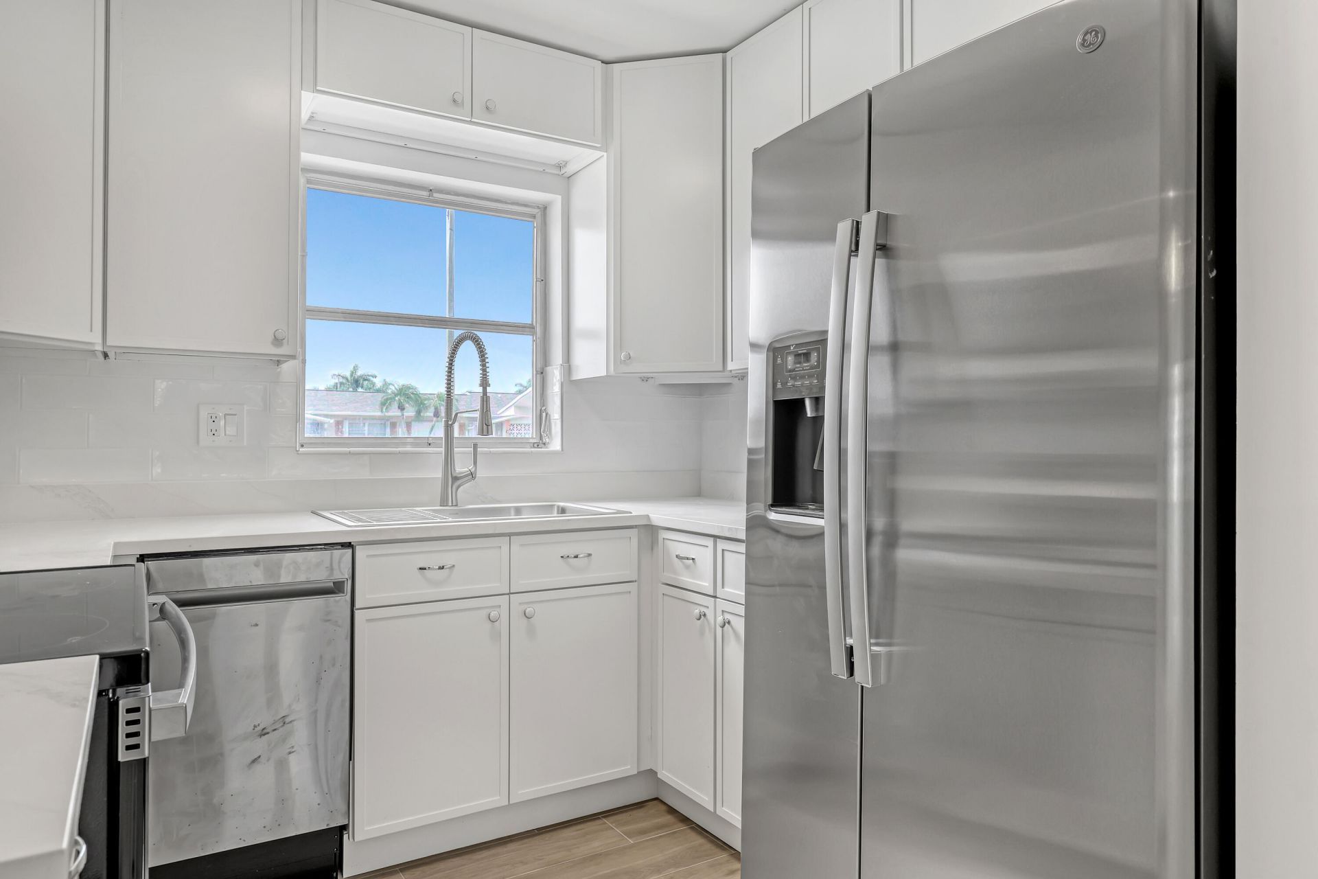 2747 E Dudley Dr Drive E, Unit D, West Palm Beach, FL 33415 Photo