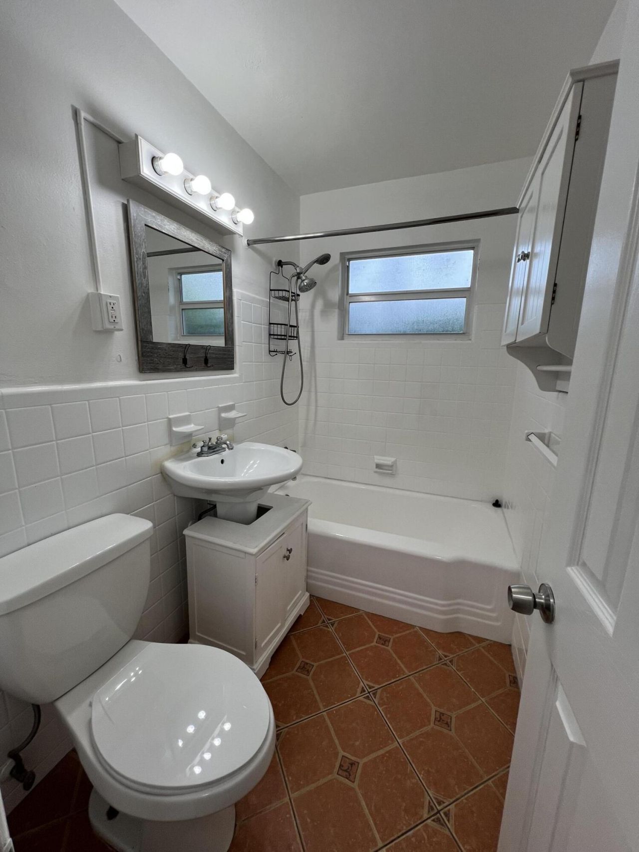 311 Inlet Way, Unit 1, Palm Beach Shores, FL 33404 Photo