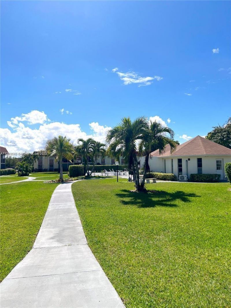 22755 SW 66th Avenue, Unit 103, Boca Raton, FL 33428 Photo