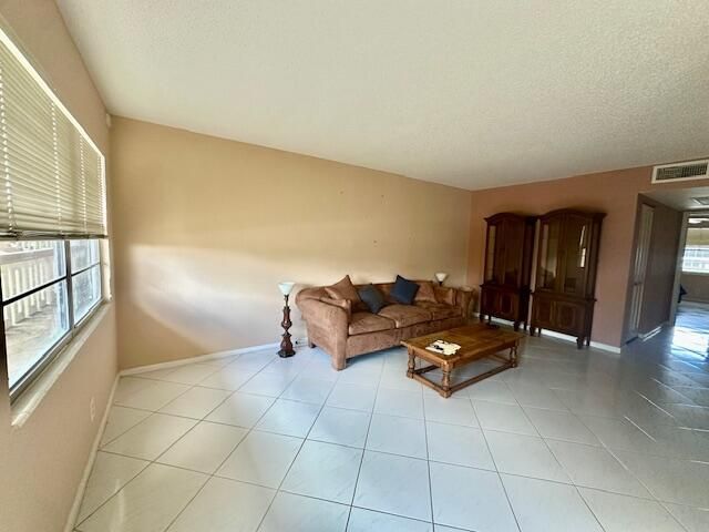 2034 Newcastle B, Boca Raton, FL 33434 Photo