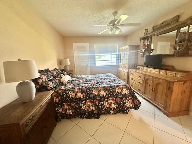 2034 Newcastle B, Boca Raton, FL 33434 Photo