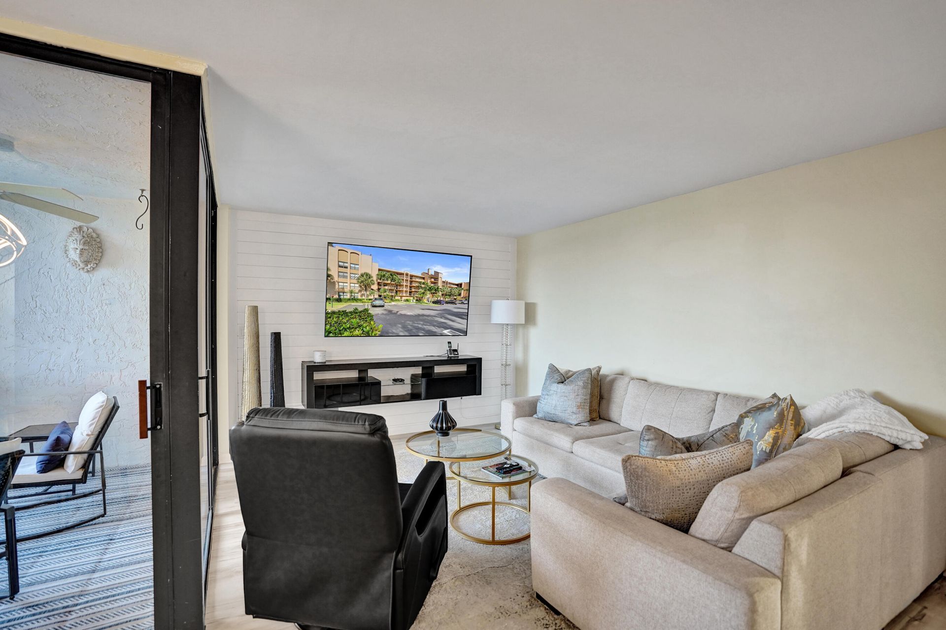 2455 Lindell Boulevard, Unit 3305, Delray Beach, FL 33444 Photo