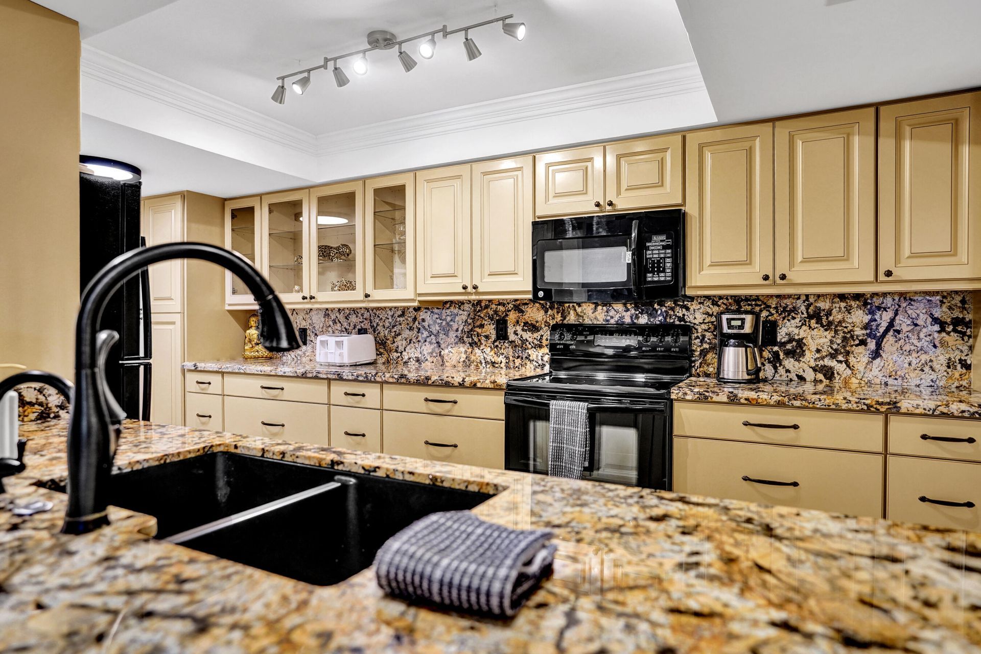 2455 Lindell Boulevard, Unit 3305, Delray Beach, FL 33444 Photo