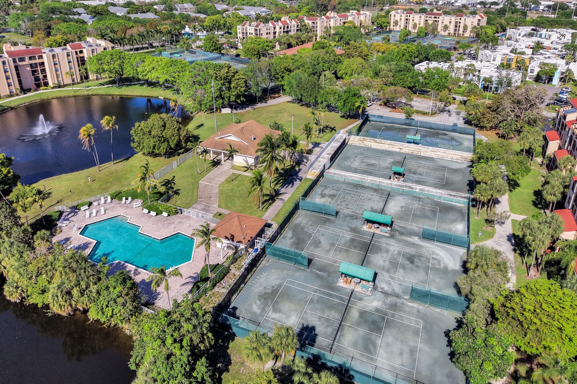 2455 Lindell Boulevard, Unit 3305, Delray Beach, FL 33444 Photo