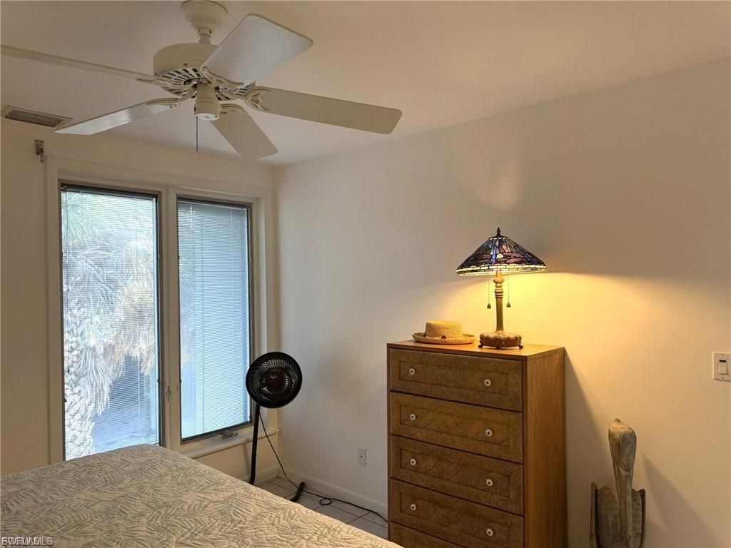 484 Gulf Bend Dr , Captiva, FL 33924 Photo