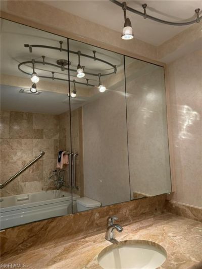 484 Gulf Bend Dr , Captiva, FL 33924 Photo