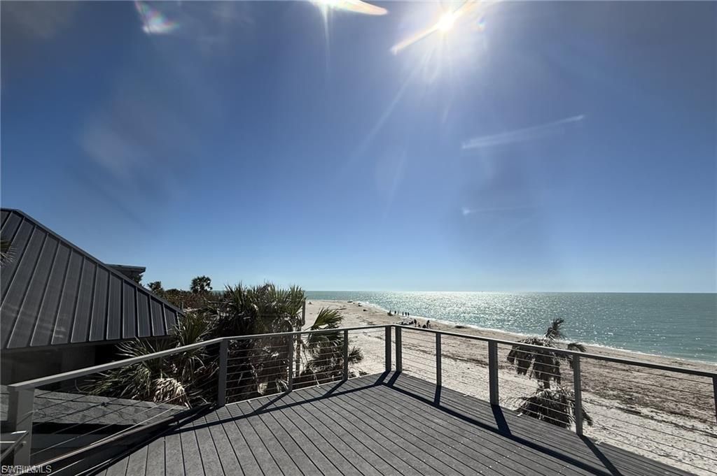484 Gulf Bend Dr, Captiva, FL 33924 Photo