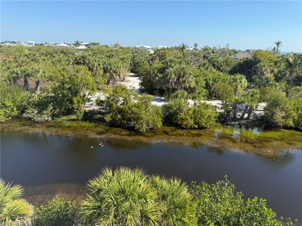 484 Gulf Bend Dr , Captiva, FL 33924 Photo