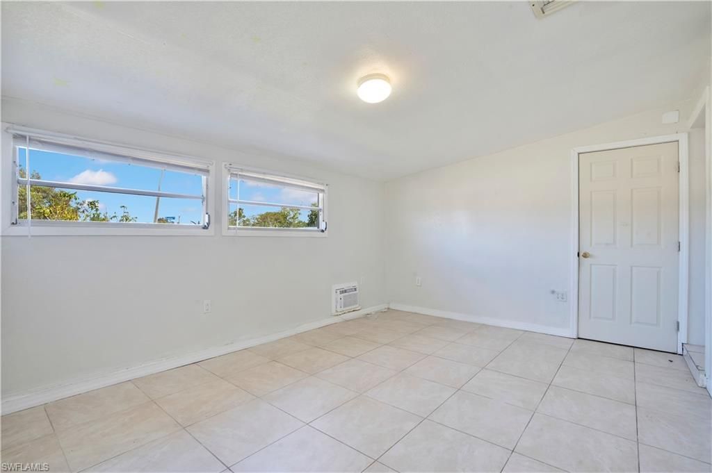1102 Kanza Ct, Lehigh Acres, FL 33936 Photo