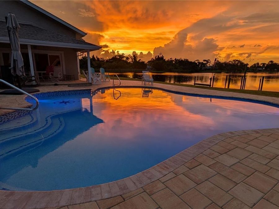 Property Image 100