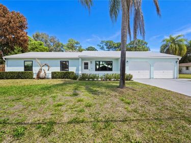 2225 SE FLANDERS ROAD , PORT ST LUCIE, FL 34952