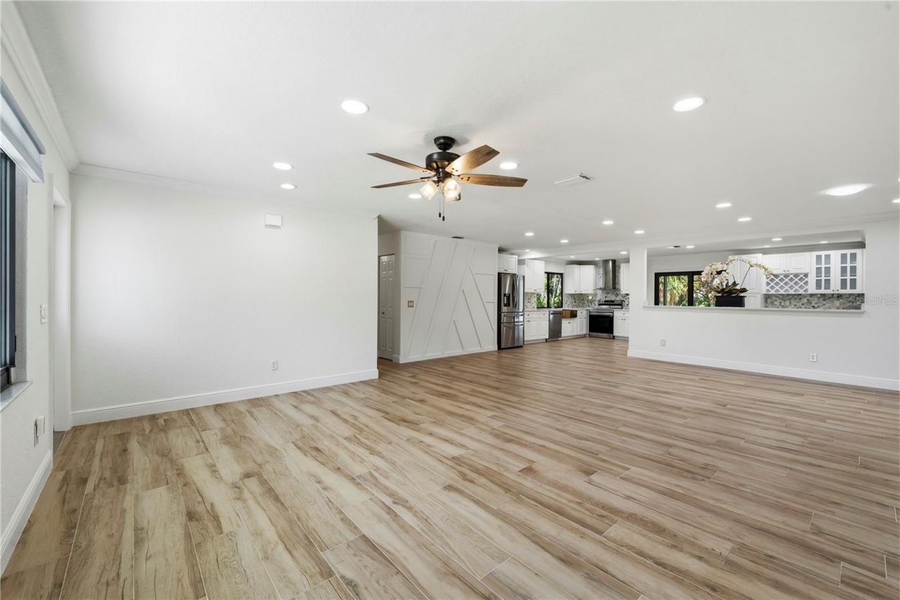 2225 SE Flanders Road , Port Saint Lucie, FL 34952 Photo