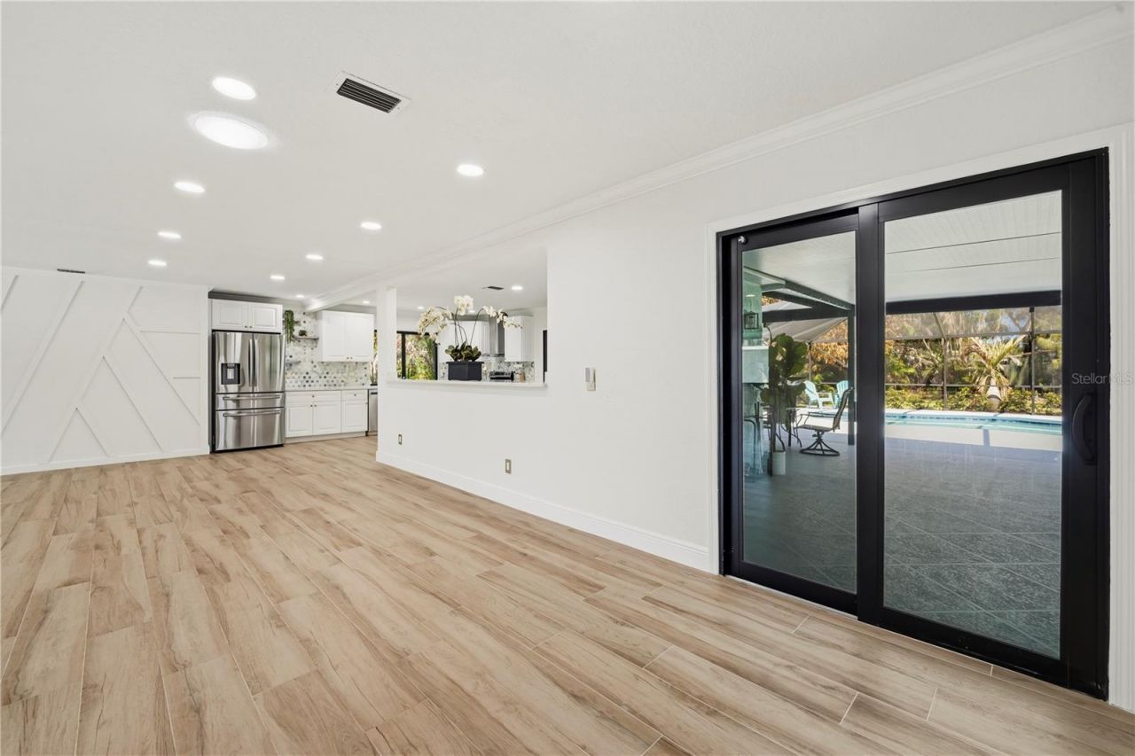 2225 SE Flanders Road , Port Saint Lucie, FL 34952 Photo