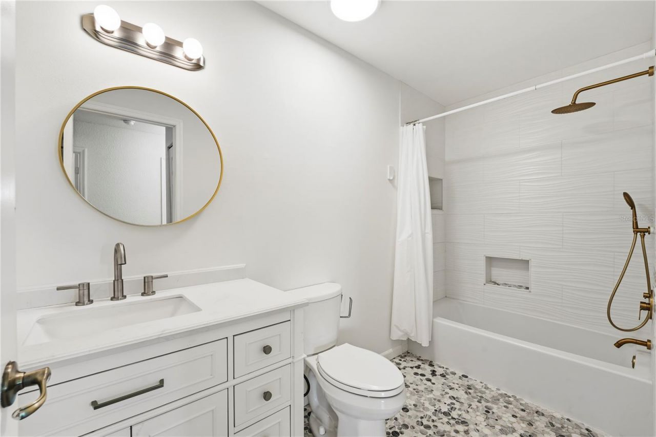 2225 SE Flanders Road , Port Saint Lucie, FL 34952 Photo