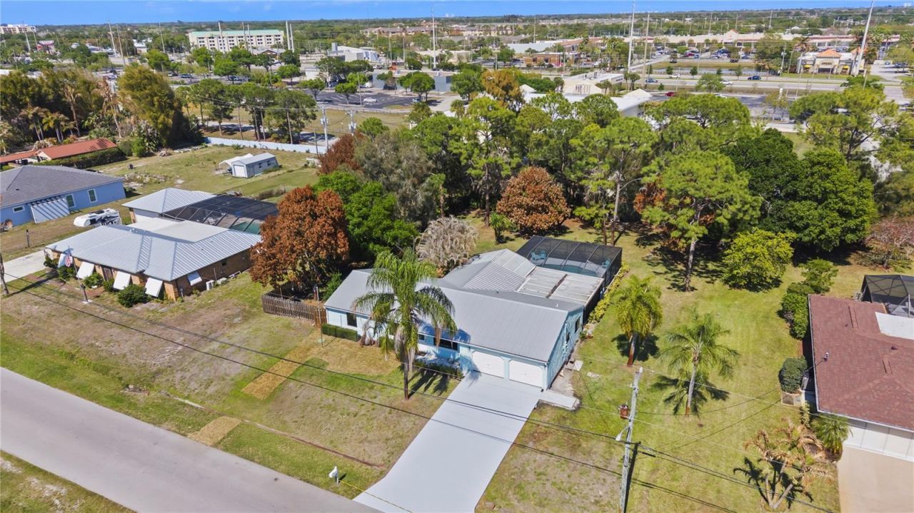 2225 SE Flanders Road , Port Saint Lucie, FL 34952 Photo